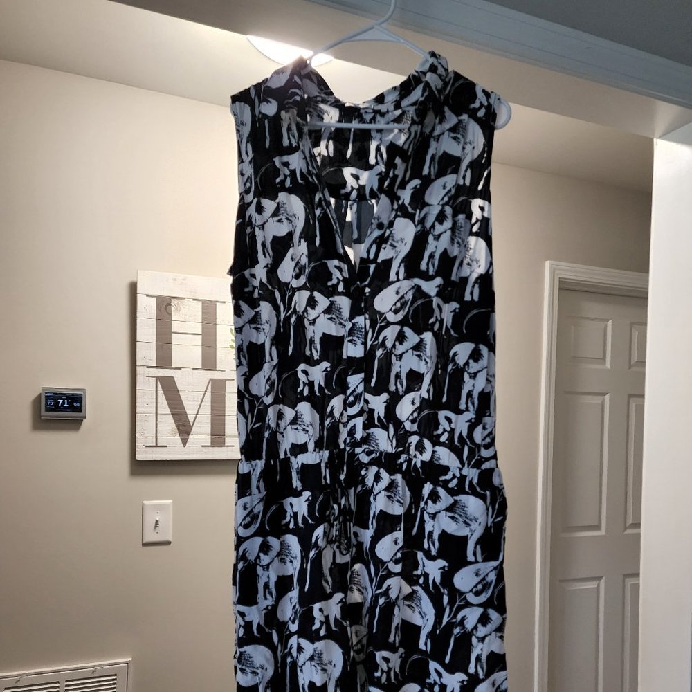Crown and Ivy romper